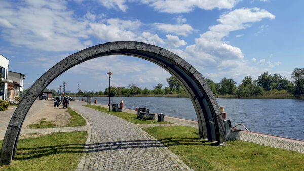 Naturerlebnis Uckermark – Motorradtour zwischen Seen und Wäldern